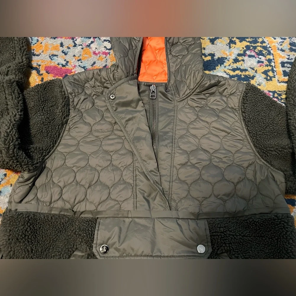 Veronica Beard Leo Sherpa Quilted Pullover - Picture 10 of 11
